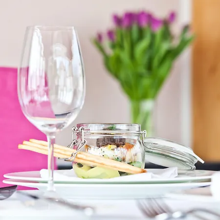 Platinum Boutique Szálloda 4*