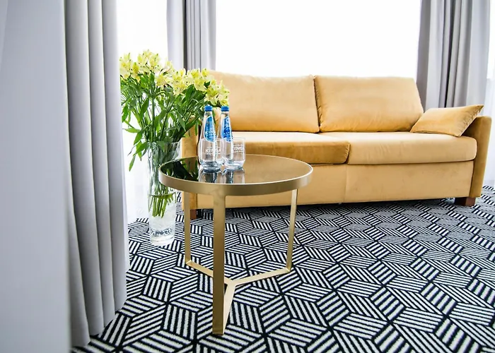 Hotel Platinum Boutique 4*