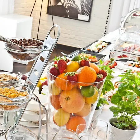 Hotell Platinum Boutique 4*