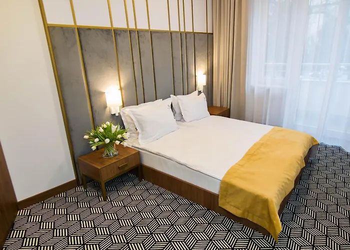 Platinum Boutique Hotel 4*